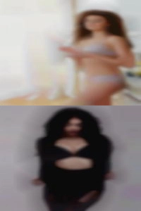 Women show her Willow pussy